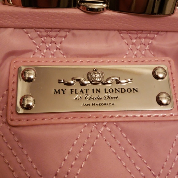 My flat in London handbag - Picture 3 of 5
